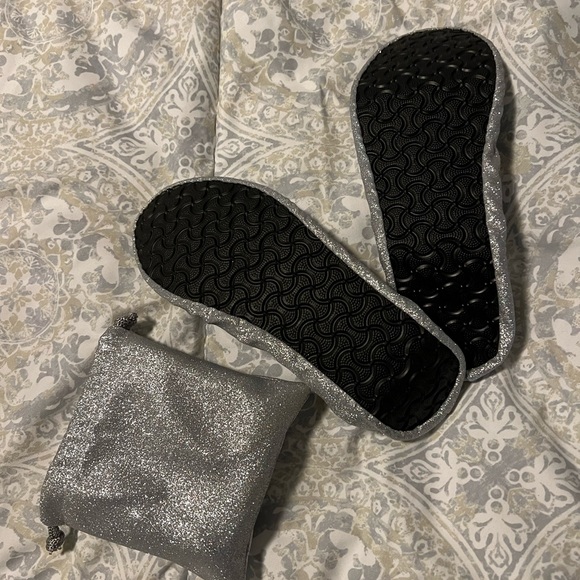 Silky toes flats in silver glitter - Picture 4 of 4